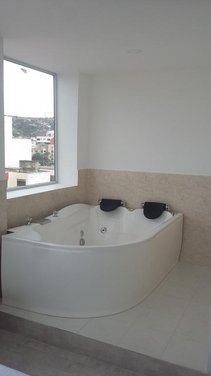 Hotel Arthur Brich Cúcuta Kültér fotó